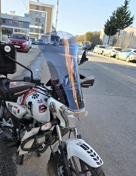 MOTOCAM Bajaj V15 Ön Cam 2017-2018 Model 57cm Füme Renkli 4mm ürün görseli 1