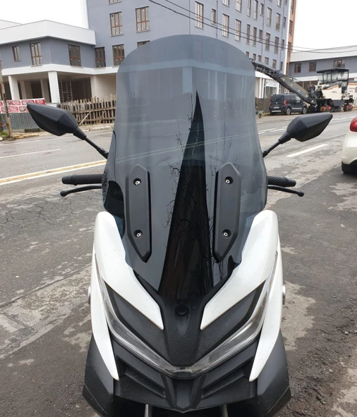 MOTOCAM Voge SR4 Ön Cam 2022-2026 Model 78cm Siyah Renkli 4mm UZUN İADESİ YOKTUR ürün görseli 1