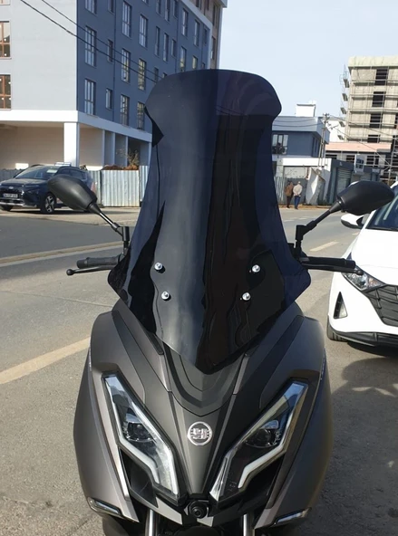 MOTOCAM Yuki Explorer 250 Ön Cam 2021-2026 Model 72cm Siyah Renkli 4mm UZUN ürün görseli 1