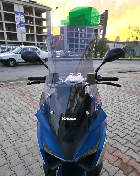 MOTOCAM Volta Revolt RSX7 Ön Cam 2022-2026 Model 75cm Füme Renkli 4mm ürün görseli 1