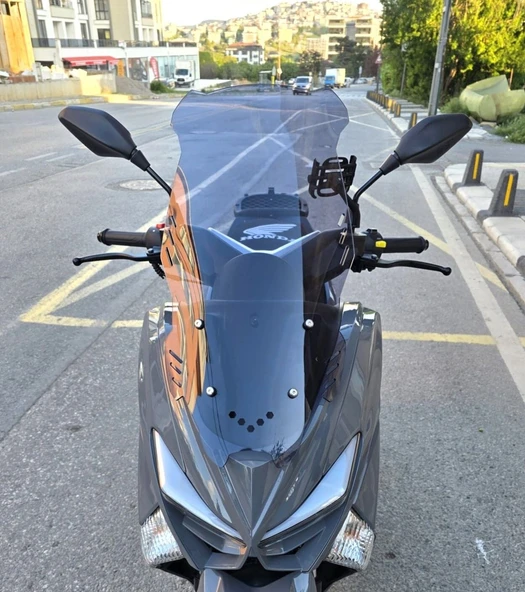 MOTOCAM Volta Revolt RSX4 Ön Cam 2022-2026 Model 65cm Füme Renkli 4mm ORTA BOYLU ürün görseli 1
