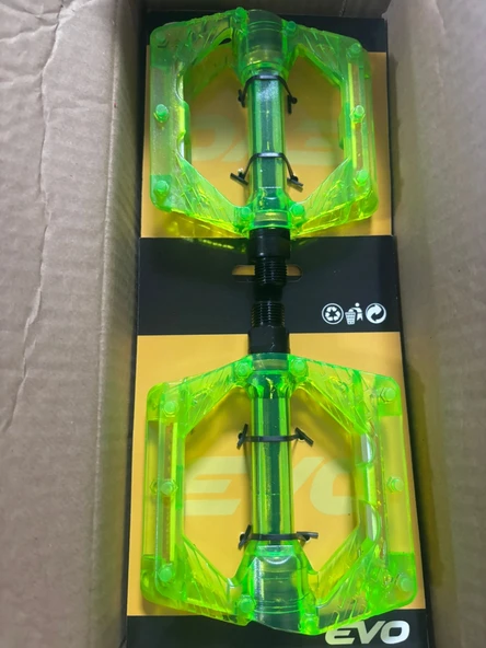 PLATFORM PEDAL ŞEFFAF YEŞİL BİLYALI ürün görseli 1