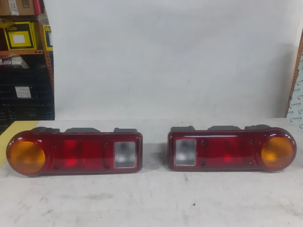 İKİ ADET FİYATIDIR Hyundaı Kamyonet-1996-2003 Hyundai H100 Kamyonet 1996-2003 Arka Stop Lambası Arka Far Duyu içinde SAĞ SOL AYNIDIR değişmez ürün görseli 1