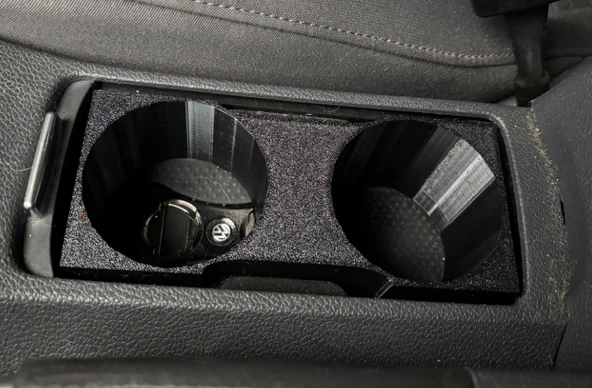 Volkswagen Golf 7 Bardaklık Üstü Eşya Sabitleyici Kaymaz Taban ürün görseli 1