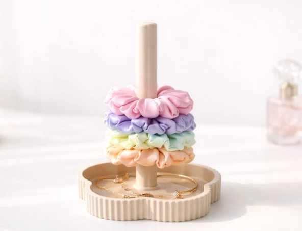 Saç Lastiği Standı – 3D Baskı Scrunchie Organizer & Takı Standı (Masa Dekoru) ürün görseli 1