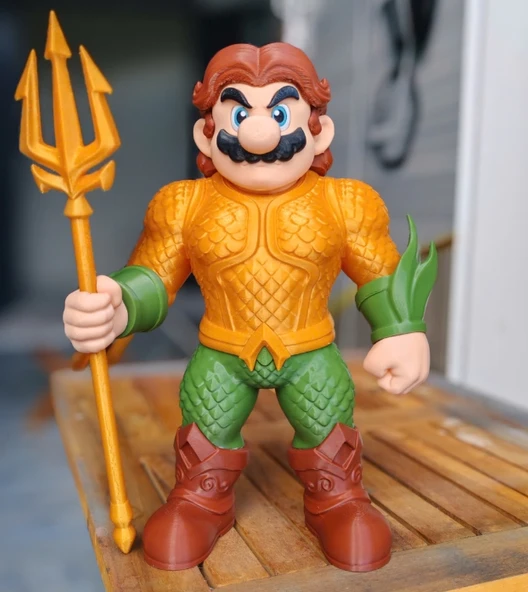 Mario as Aquaman Heykeli - 3D Baskı Marquaman Crossover Figür - Mızraklı Mario Biblo - Koleksiyonluk Gamer & DC Dekoru ürün görseli 1