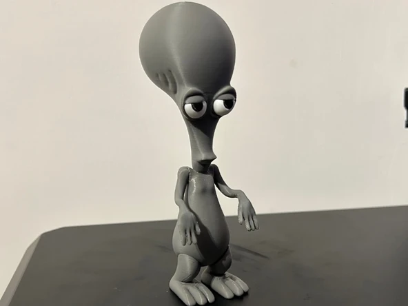 Roger Smith Figürü - 3D Yazıcı American Dad Koleksiyonu - Gri Uzaylı Biblosu ürün görseli 1