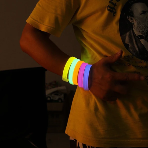 Glow Partisi Fosforlu Ekstra Kalın Bileklik 6 Renk 6’lı Set – Baskı Yapılabilir ürün görseli 1