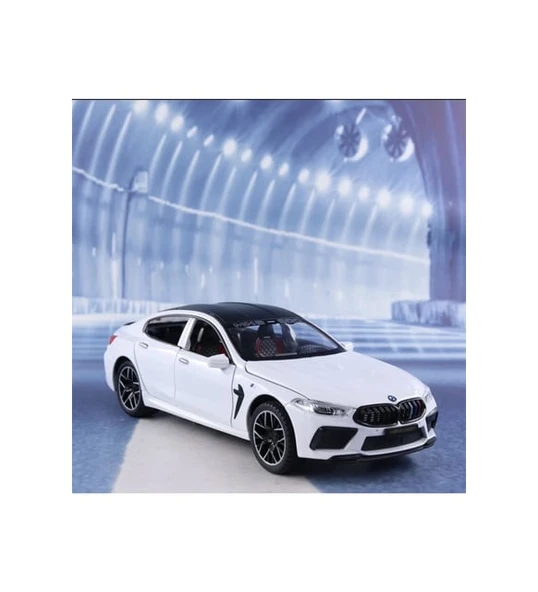 Hobbiez World BMW M8 MH8 800 Manhart Beyaz 1/24 Model Araba ürün görseli 1