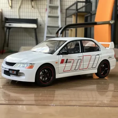 Hobbiez World Mitsubishi Lancer Evolution Beyaz 1/24 Model Araba ürün görseli 1