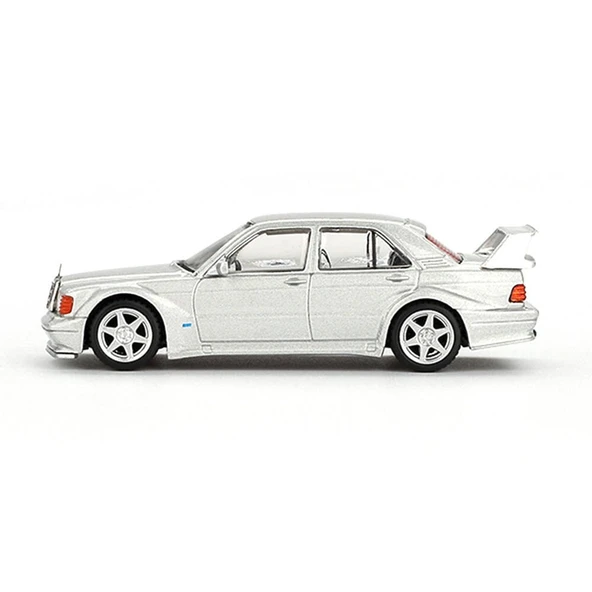 1/64 190E 2.5-16 MODEL ARAÇ - Resim 2