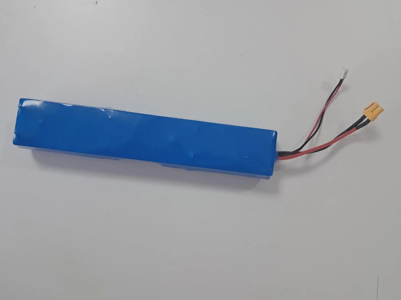 Karcher FCV 3 3000 mAh Dikey Süpürge Batarya – Orjinal Uyumlu Uzun Ömürlü, Yüksek Performans Pil ürün görseli 1