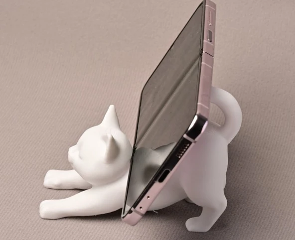 3D Yazıcı Tasarımı Sevimli Esneyen Kedi Figürlü Masaüstü Telefon Standı ürün görseli 1