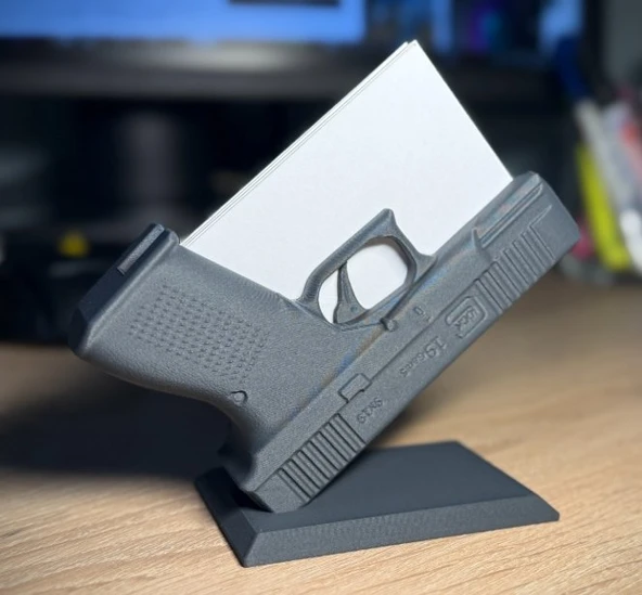 Glock Stil Silah Kartvizitlik - 3D Yazıcı Tasarım Masaüstü Organizer - Taktik Ofis Aksesuarı ürün görseli 1