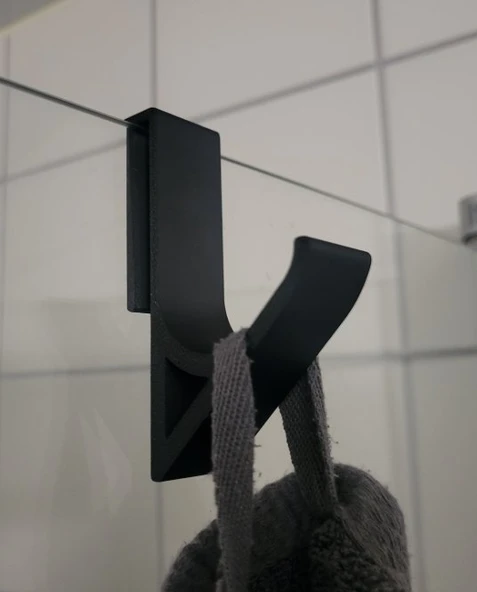 3D Tasarım Modern Kapı Üstü ve Duşakabin Askısı - Delme Gerektirmeyen Minimalist Bornoz ve Havlu Askısı ürün görseli 1