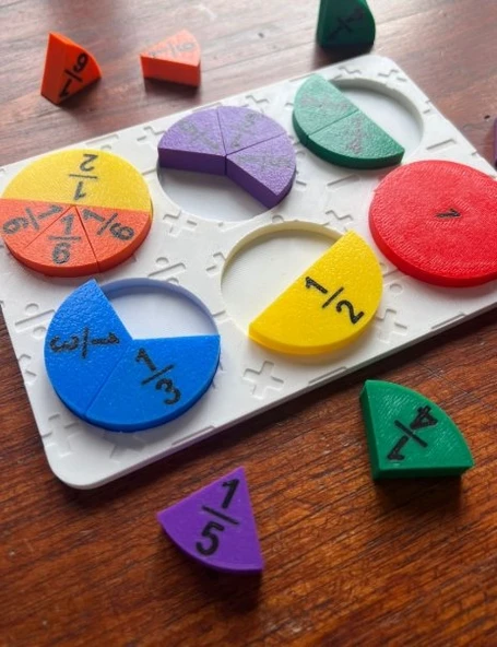 Eğitici Matematik Kesir Seti - Renkli Kesir Tablası ve Puzzle Seti - 3D Baskı Öğrenme Materyali ürün görseli 1