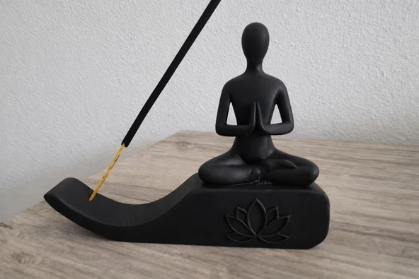 Meditasyon Yapan Figürlü Tütsülük - Lotus Detaylı Modern Yoga Standı ve Dekoratif Çubuk Tütsü Tutucu ürün görseli 1