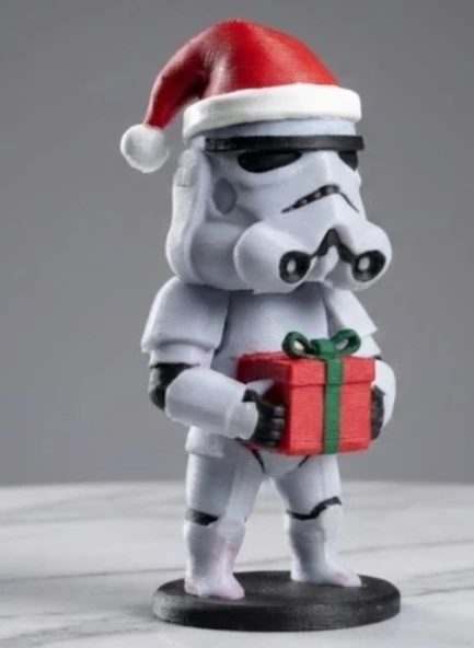Noel Şapkalı Stormtrooper Figürü - Yılbaşı Hediyesi Star Wars Temalı 3D Baskı ürün görseli 1