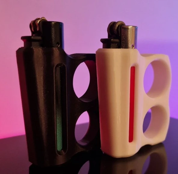 Parmak Geçirmeli Çakmak Kılıfı Siyah ve Beyaz - Clipper Uyumlu Ergonomik Tutuş Aparatı - 3D Tasarım Modern Çakmak Kabı ürün görseli 1