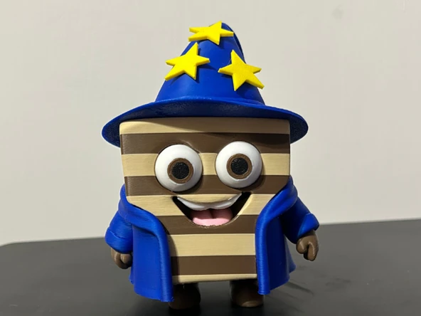 3D Baskı Wizard Wafer - Büyücü Atıştırmalık Biblo - Mavi Pelerinli ve Şapkalı Koleksiyon Figürü ürün görseli 1