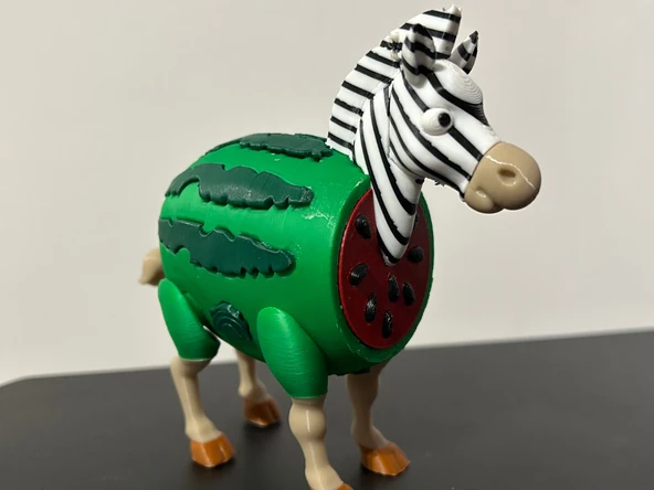 Karpuz Zebra Figürü - El Yapımı 3D Yazıcı Tasarımı Dekoru ürün görseli 1