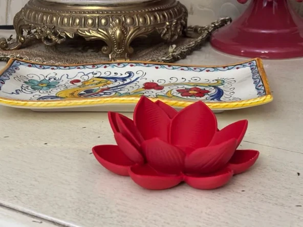 Lotus Takı Standı – 3D Baskı Dekoratif Yüzük & Aksesuar Tepsisi ürün görseli 1
