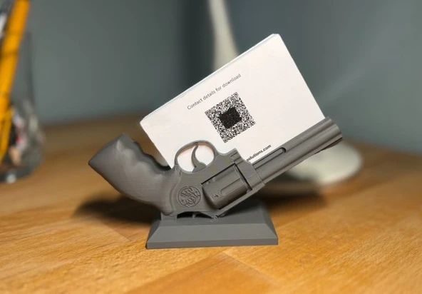 3D Tasarım Revolver Altıpatlar Kartvizitlik - Masaüstü Not Tutucu ve Dekoratif Ofis Aksesuarı ürün görseli 1