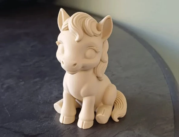 Sevimli Pony Figürü – Masa Üstü Dekor ürün görseli 1