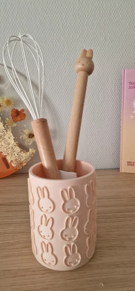 Tavşan Desenli Mutfak Organizer – 3D Baskı Kaşıklık & Fırçalık – Dekoratif Masa Üstü Düzenleyici – Sevimli Tasarım ürün görseli 1