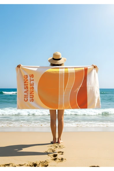 Chasing Sunsets Turuncu Plaj Havlusu – Günbatımı İlhamlı Minimalist Desen ürün görseli 1