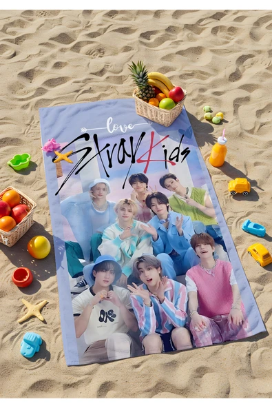 Stray Kids Plaj Havlusu – Gençliğin Dansı Plajda! ürün görseli 1