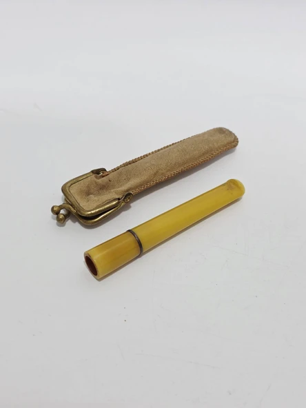 Antika Kehribar Sigara Ağızlığı 7,50cm 5,9 Gram 025 ürün görseli 1
