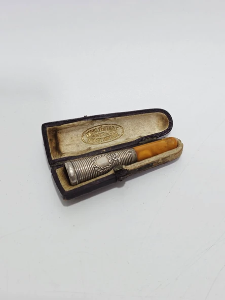 Antika Kehribar Sigara Ağızlığı 6cm 4,55 Gram 012 ürün görseli 1