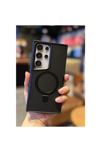 Coverzone Galaxy S24 Ultra ile uyumlu Kılıf Karbon Fiber Görünümlü Magsafe ile uyumlu Stand olabilen Carbon ürün görseli 1