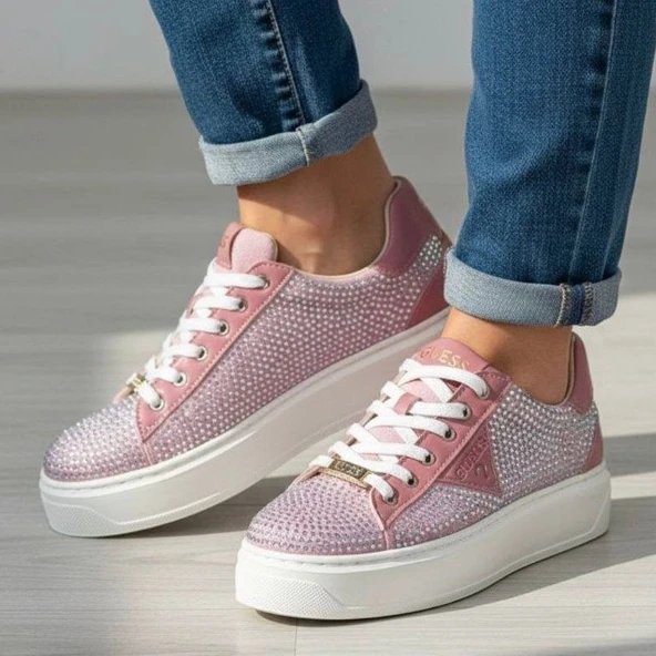 Guess Taşlı Pembe Kadın Spor Ayakkabı ürün görseli 1
