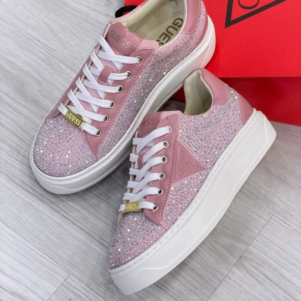 tw PTTAVM: Guess Taşlı Pembe Kadın Spor Ayakkabı