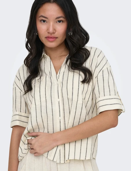 15372608 ONLTIZANA STRIPE S/S SHIRT WVN NOOS ürün görseli 1