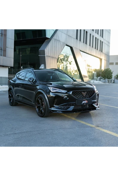 Cupra Formentor 2020-2024 Makyajsız Kasa Marşpiyel Seti Piano Black 2 Parça ürün görseli 1