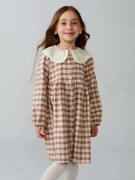 LCW Kids Bej Bebe Yaka Ekose Desen Flanel Kız Çocuk Elbise ürün görseli 1