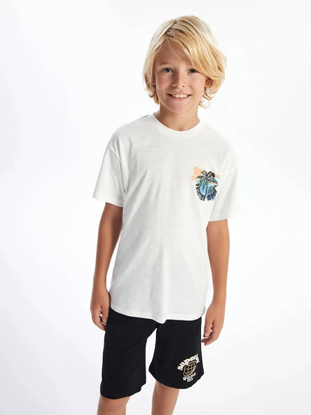 LCW Kids Beyaz Oversize Bisiklet Yaka Erkek Çocuk Tişört ürün görseli 1