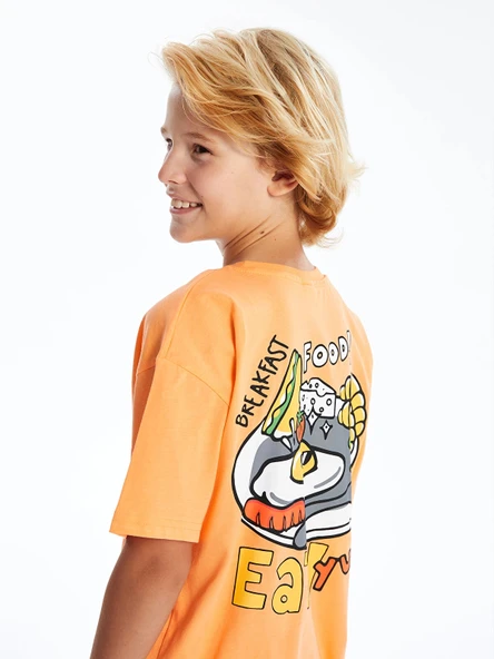 LCW Kids Turuncu Oversize Bisiklet Yaka Erkek Çocuk Tişört ürün görseli 1