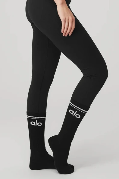Alo Yoga 12 Adet. 3x4 Paket Women's Throwback Barre Sock - Black/White ürün görseli 1