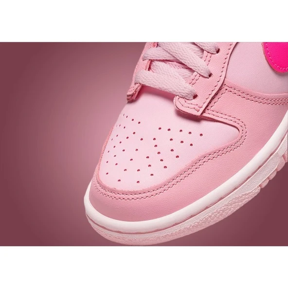 Nike SB Dunk Low Triple Pink - Resim 3