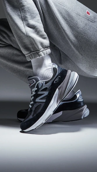 New Balance 990 V6 Black ürün görseli 1
