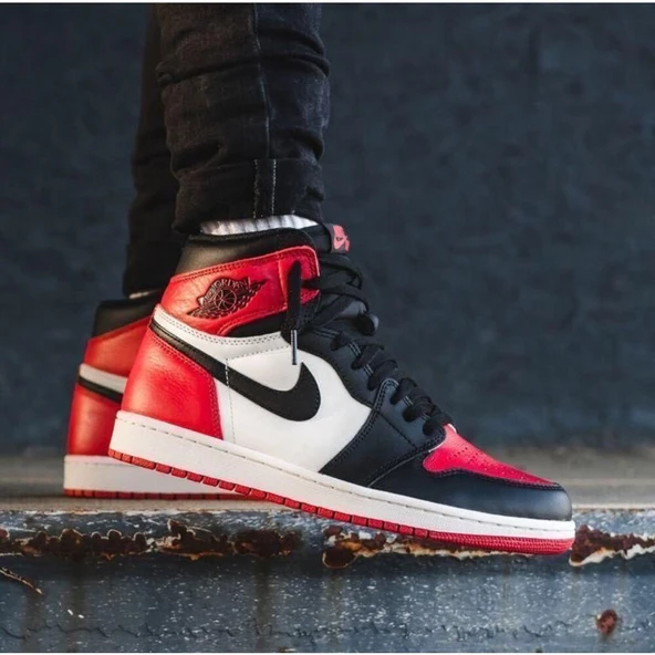 Nike Air Jordan 1 Red Chicago ürün görseli 1