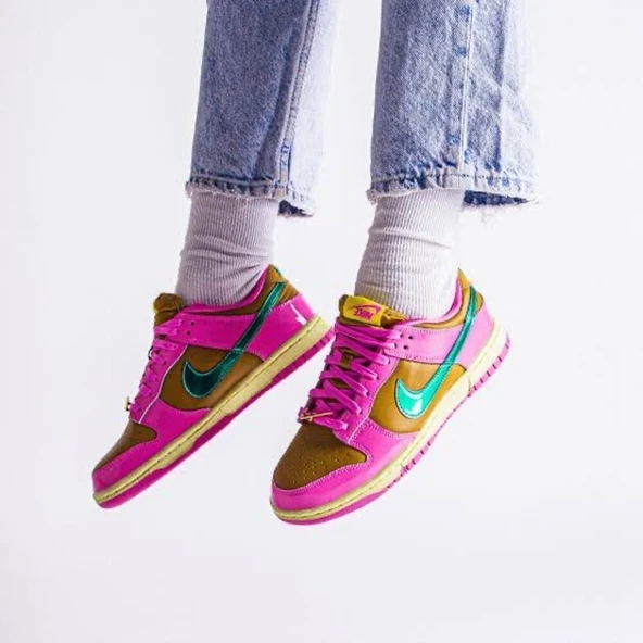 Nike DUNK LOW X PARRIS GOEBEL - Resim 5