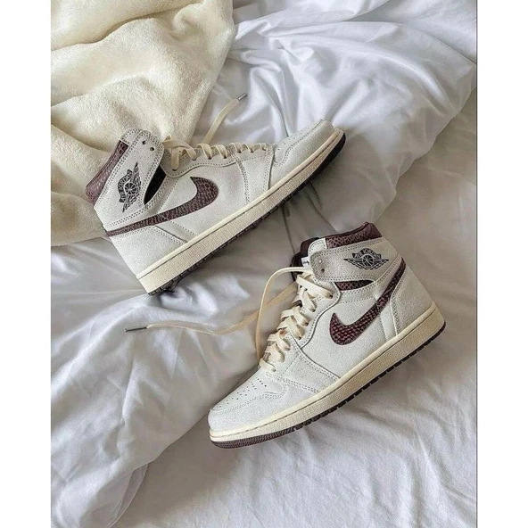 Nike Air Jordan 1 White Brwon ürün görseli 1