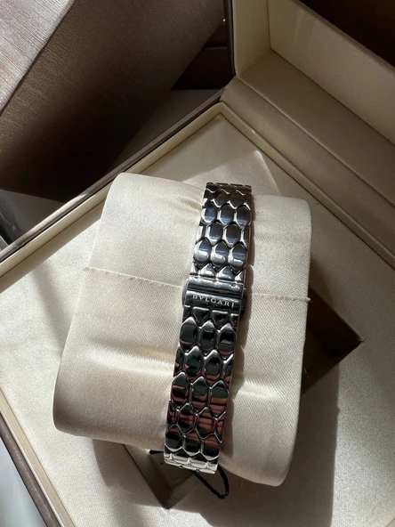 Bvlgari Kadın Kol Saati - Resim 2