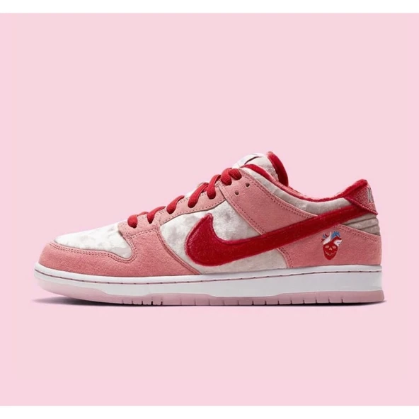 Nike Dunk Low Stranglove Valentines ürün görseli 1