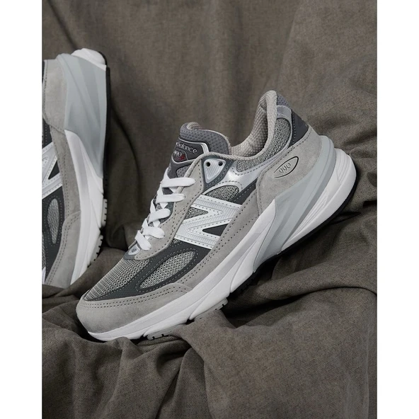 New Balance 990 v6 Grey ürün görseli 1